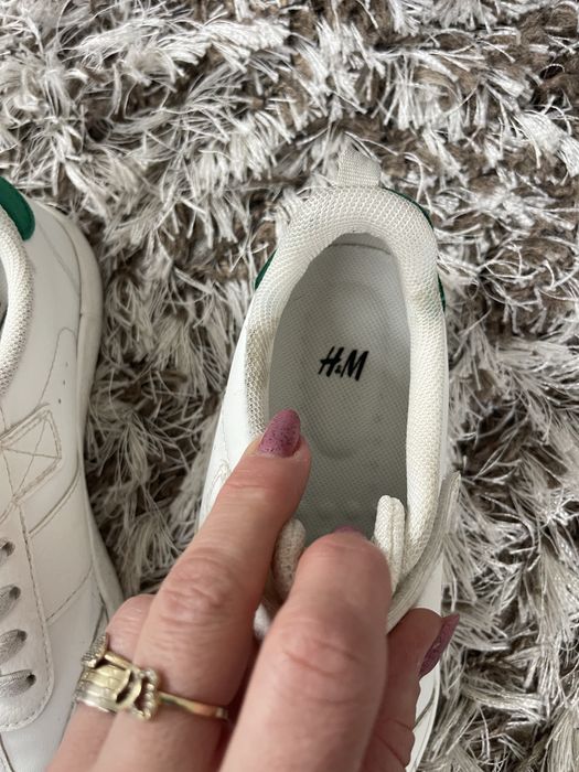 Adidasi albi H&M nr 32
