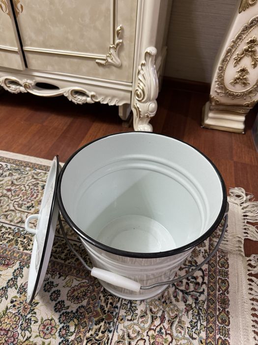 Эмалированный россиское ведро 10 литр