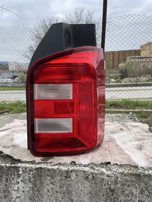 Десен стоп за VW T6 2015г-