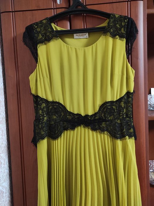 Красивое вечернее платье