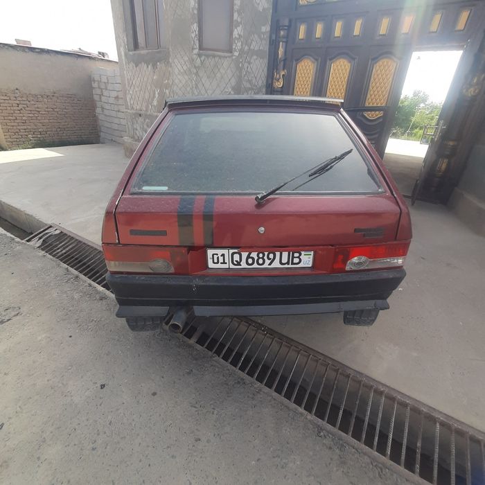 Lada Samara 09 sotiladi