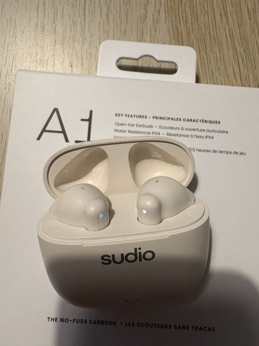 Casti bluetooth Sudio A1, noi, nefolosite.