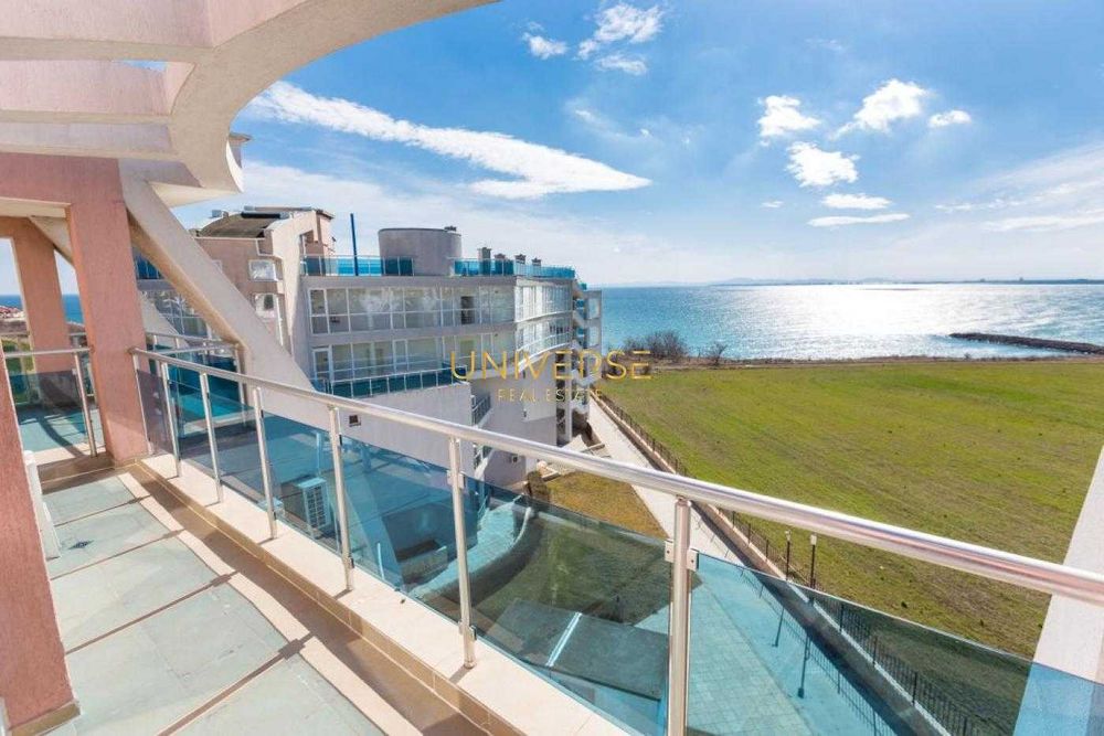 Продава се апартамент 1+1 в затворен комплекс на брега на морето в Равда. #6206