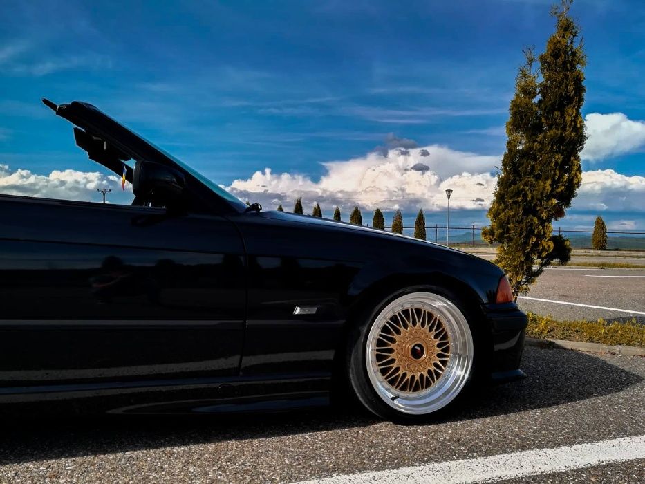 Jante aliaj cu buza Japan Racing JR9 pentru BMW E36