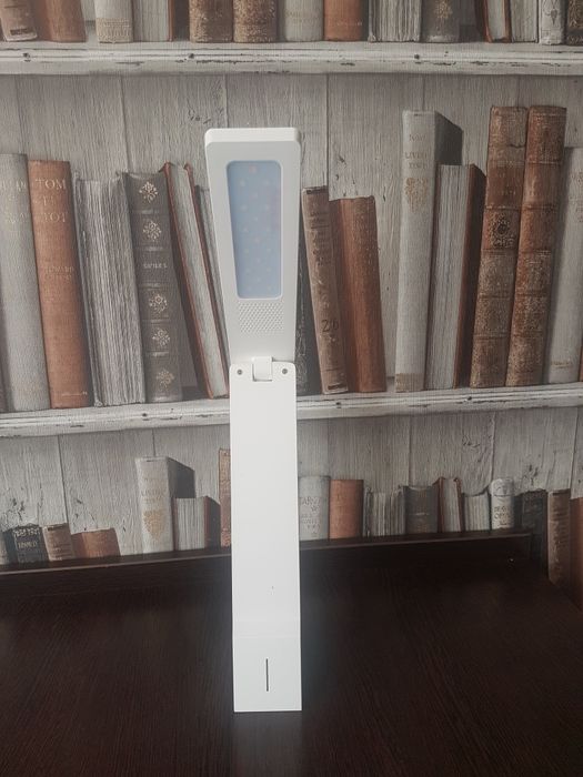 Светильник настольный