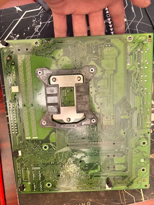 Placa de baza Dell MIH61R MB (LGA 1155, DDR3, USB 3.0, HDMI, VGA)