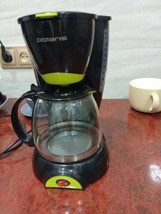Капельная кофеварка POLARIS