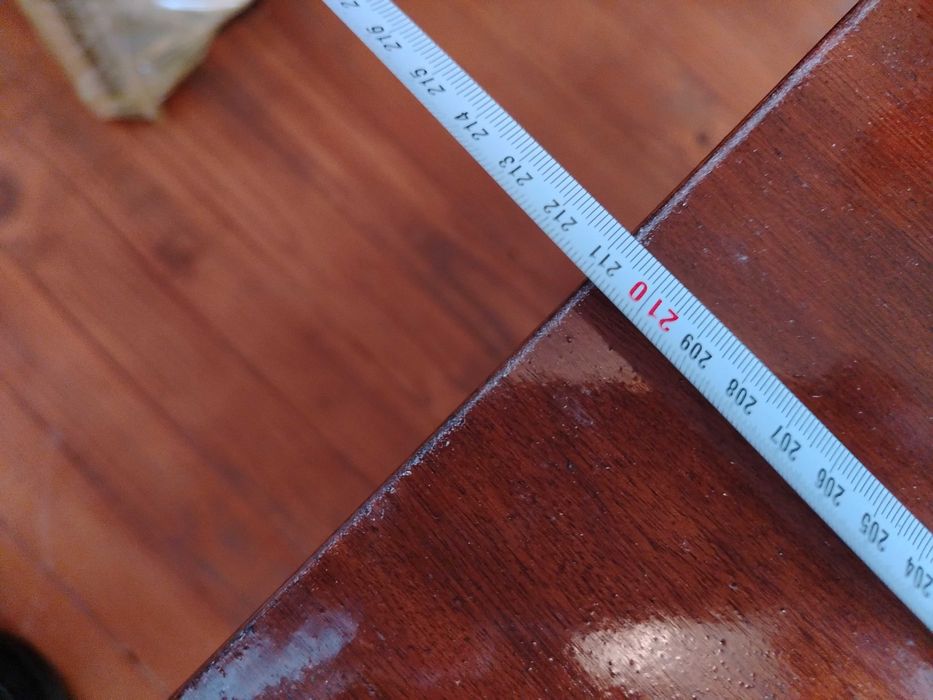 Маса холна/ за хранене