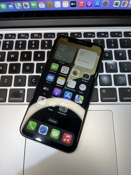 Телефон iPhone XS 64gb