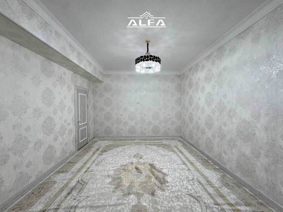 Kvartira uy xonadon sotiladi 6 xonali +katta xol 100m² 1-qavat,