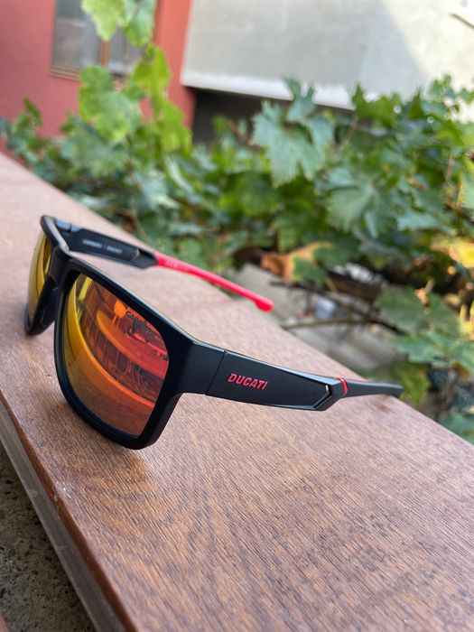 Слънчеви очила Carrera