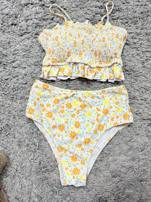 Costume de baie diferite modele din 2 piese