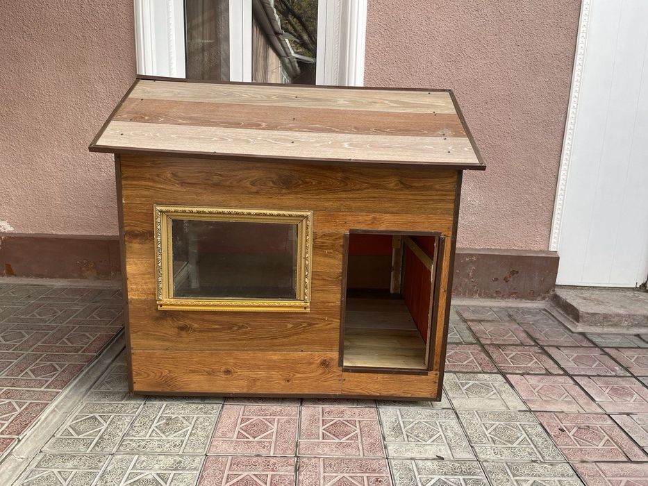 Будка для собаки.