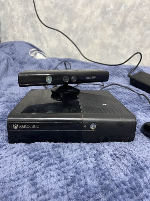 Xbox с многими играми 25+ игр сюжет выживание и еще гонки