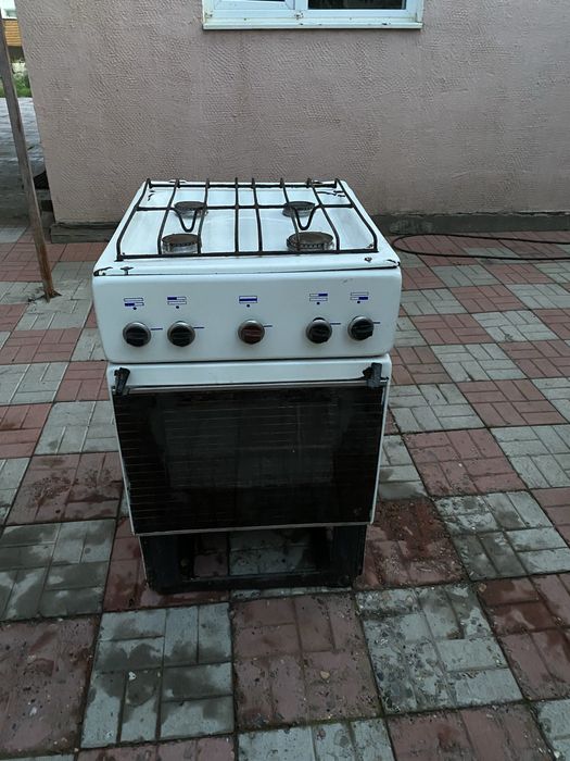 Продам газ плиту советскую