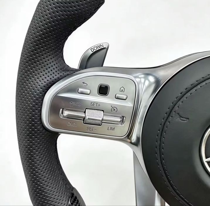 Волан Mercedes AMG