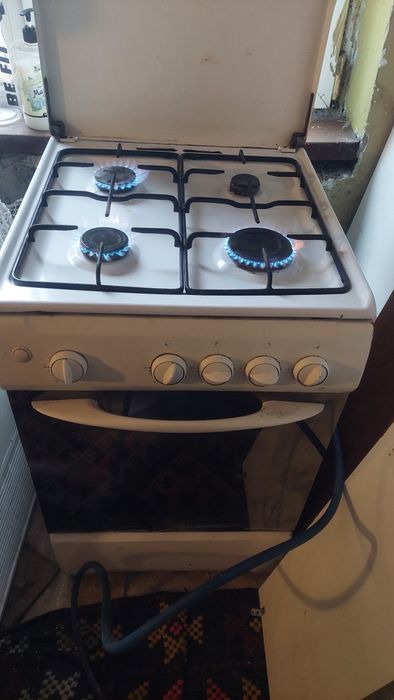 Aragaz în stare buna de funcționare 350ron