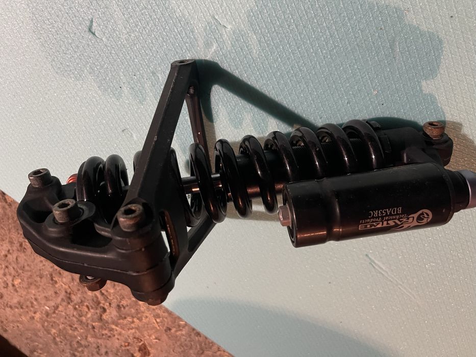 Шок 265мм двукорона вилка сър рон