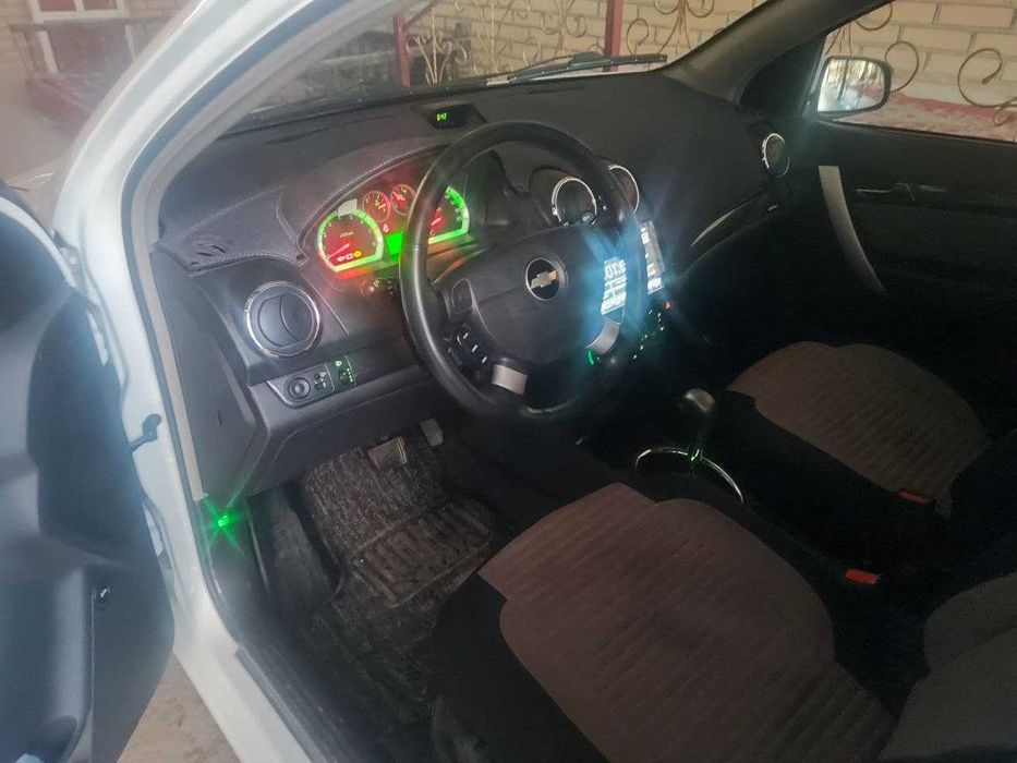 Nexia 3 sotiladi srochna