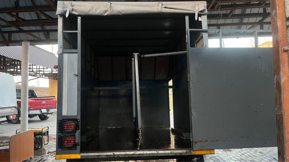 Прицеп двух осни