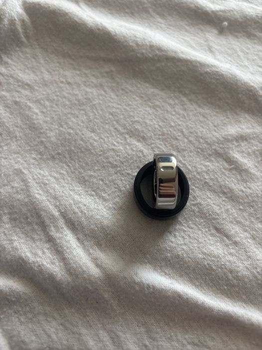 Ours Ring 4 Silver Size 8