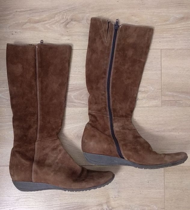 Cizme din piele intoarsa 38