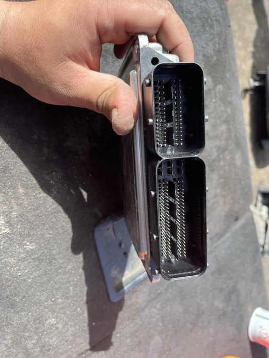 Компютър мотор ECU Vw Touran 2.0tdi 140кс 03g906021 kc edc16u34 Bkd