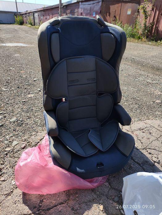 Продам автокресло.