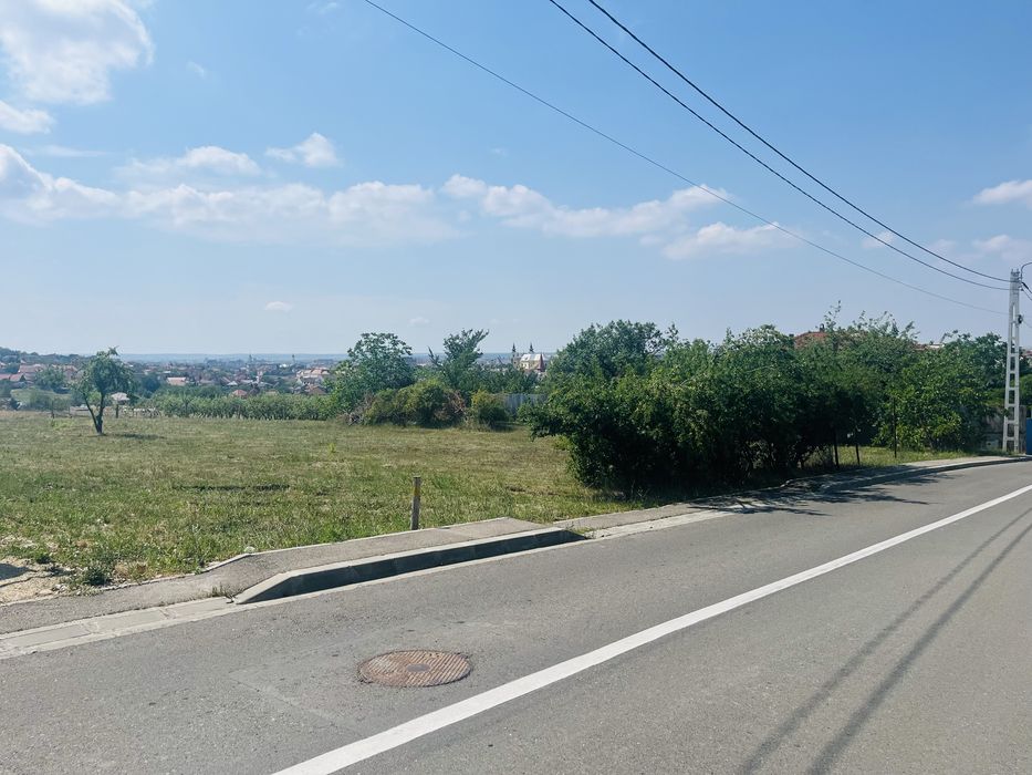 Teren de vânzare Caișilor