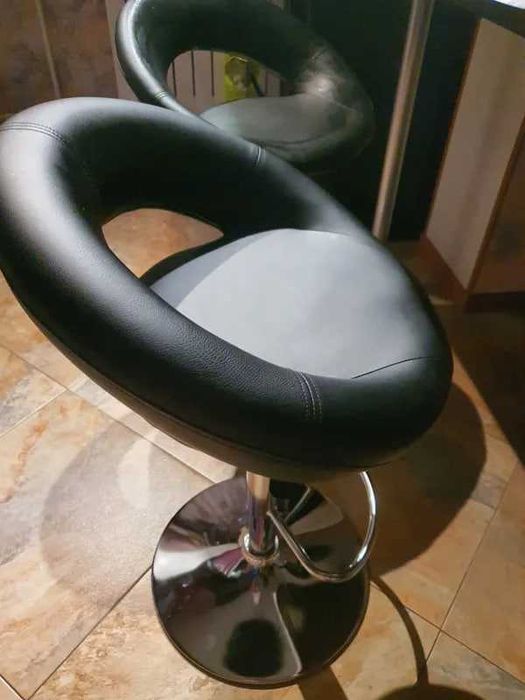 Барный стул UFO  для вашей кухни!