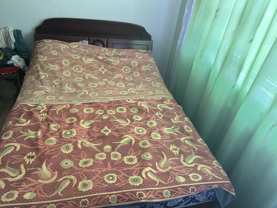 Продаю двух спальную кровать