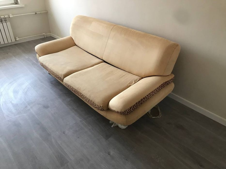 Продам Диван, самовывоз