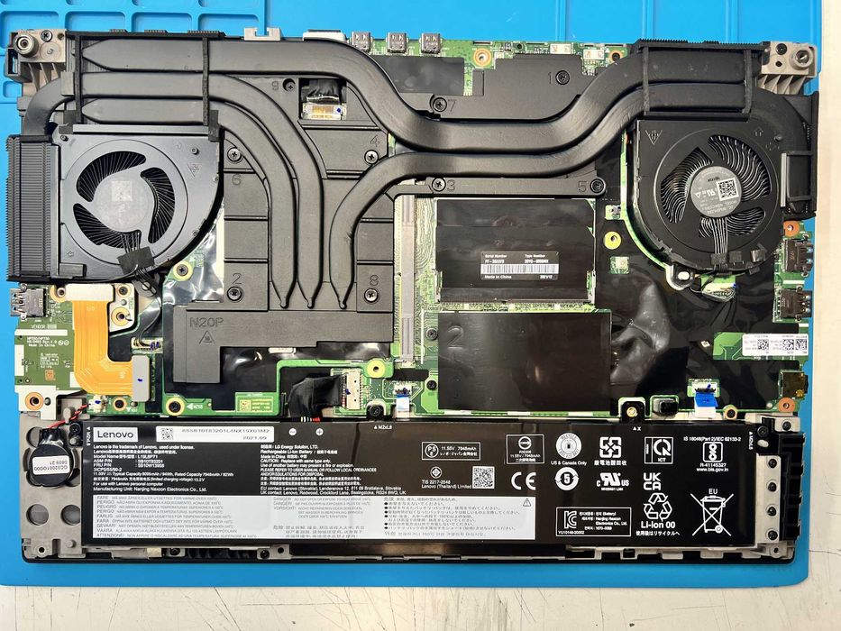 реновиран Mobile Workstation Lenovo Thinkpad P15 G2 15.6" i9-11950H 32GB 1ТB с Гаранция