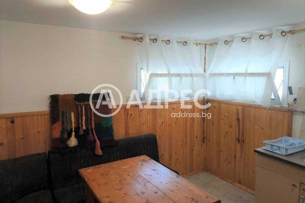 Къща в кв. "Варош"