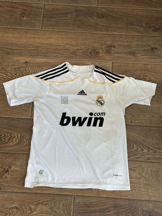Оригинална тениска на реал мадрид