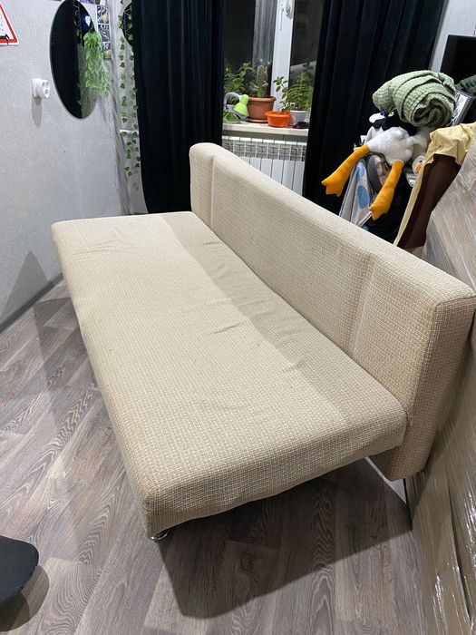 Продам диван для детской