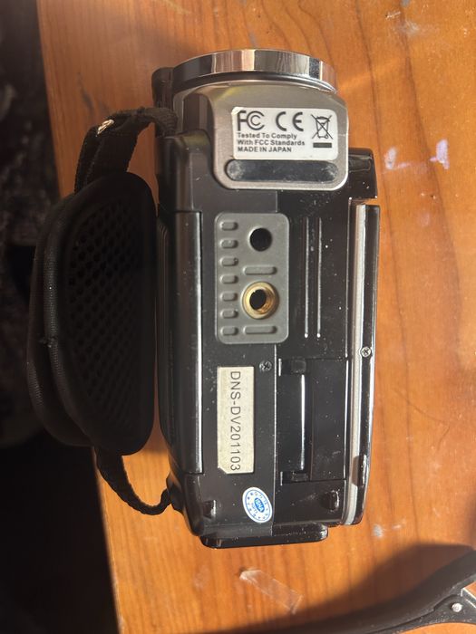 цифровая видеокамера sony