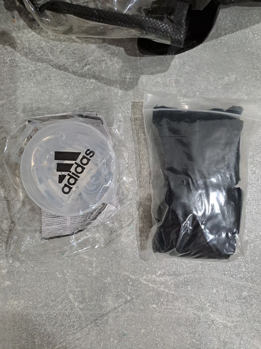 Set mănuși si palmare pentru box