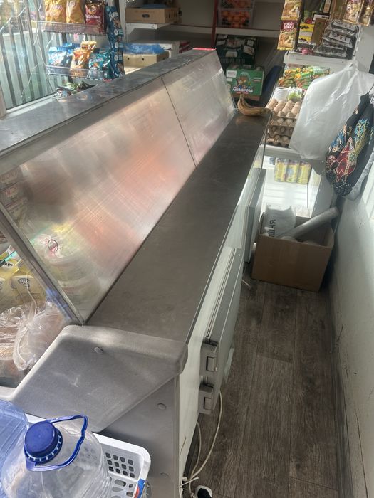 Холодильник витринный