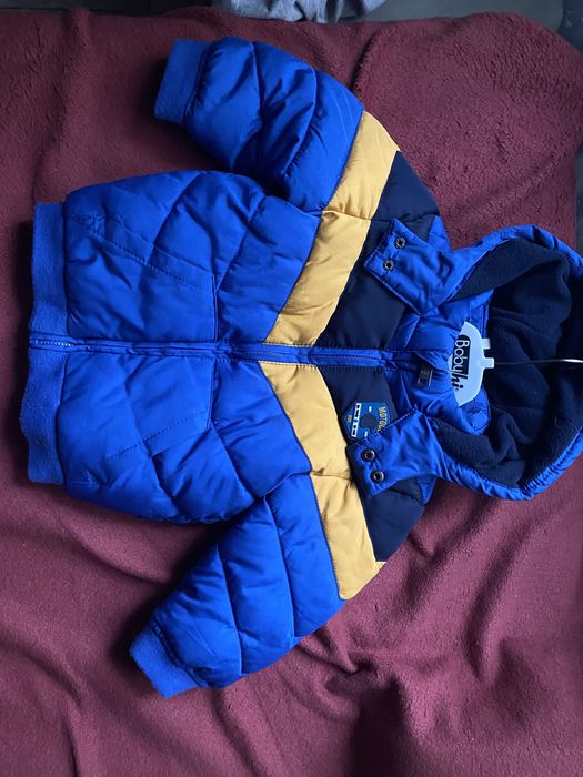 Продам детскую куртку Orchestra