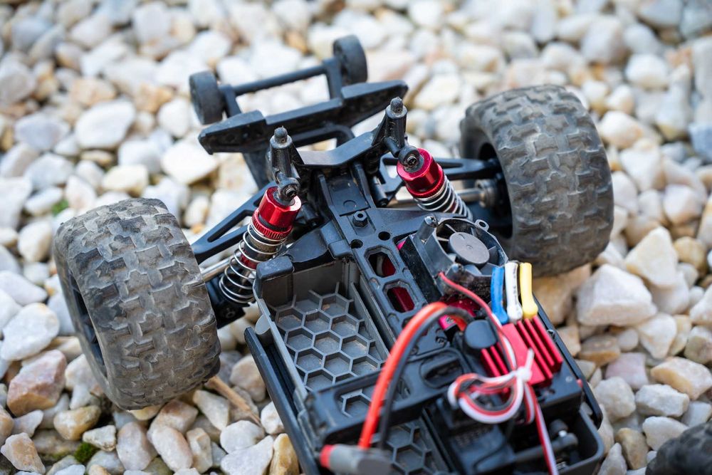 RC кола TRAXXAS MJX 16208 R/C Hyper GO Fury Pro Monster Truck