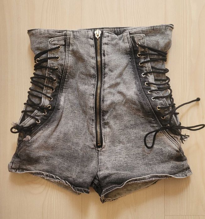 Дънки и панталонки