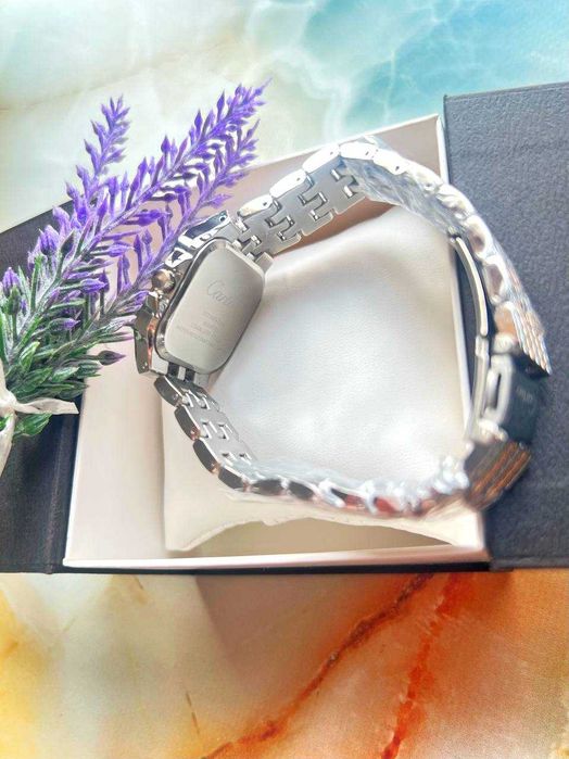 Ceas de mână damă Model 5 – Design Elegant – Cutie Cadou Inclusă