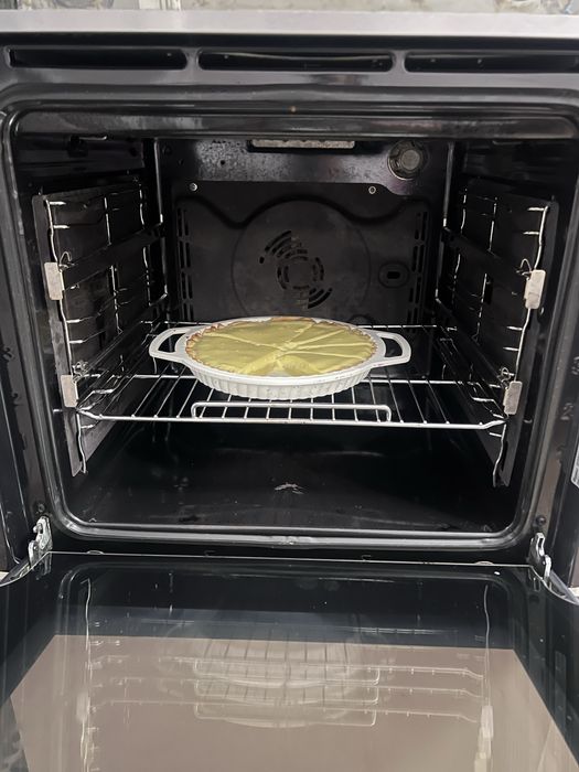 Продается духовая печь