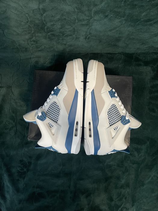 Jordan 4 military blue