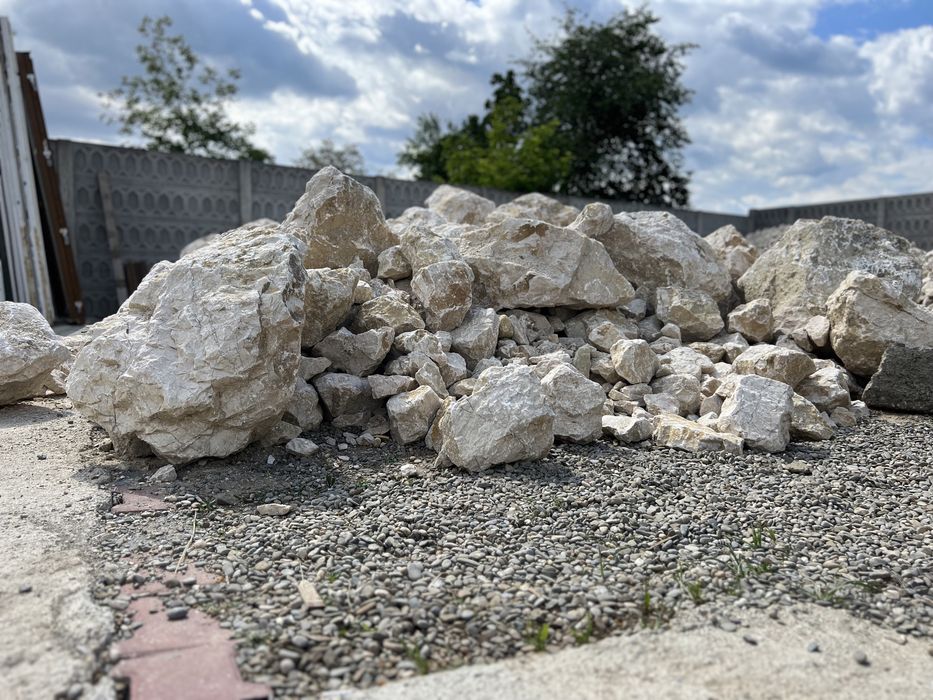 Piatra calcar /bolovani