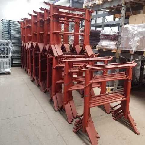 Capra pentru constructii, capra schela de interior