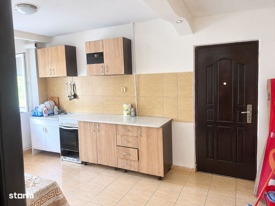 2 camere de Vânzare,Craiovița,parter,centrală proprie,izolat,mobilat