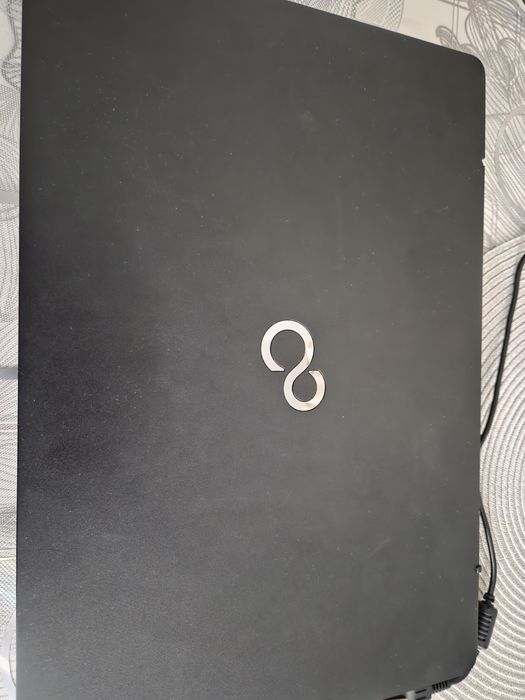 Laptop Fujitsu Lifebook i5, 16GB RAM