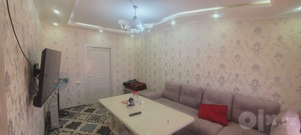 Samkochda 2 xonalı uy sotıladı.